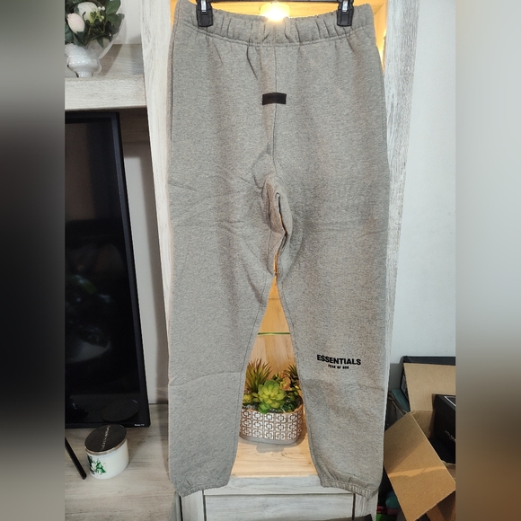 Essentials Fear Of God Dark Oatmeal Sweatpants for Men - Picture 1 of 8